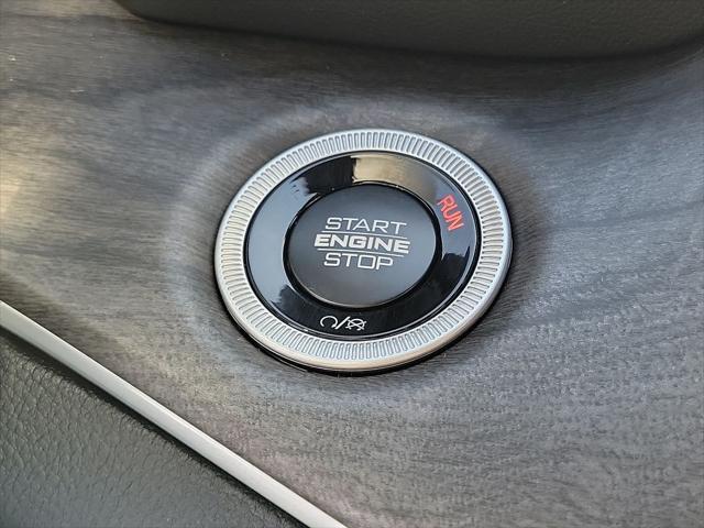 new 2025 Jeep Grand Cherokee car, priced at $47,306