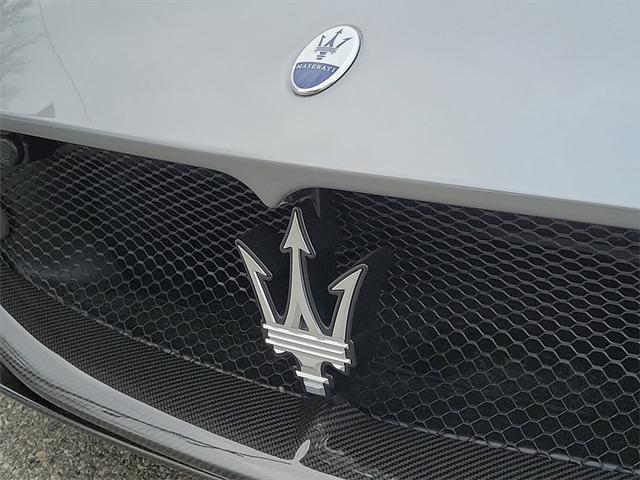 new 2023 Maserati MC20 car, priced at $275,695