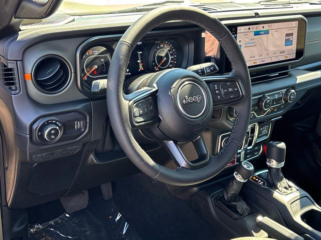 new 2025 Jeep Gladiator car, priced at $54,870