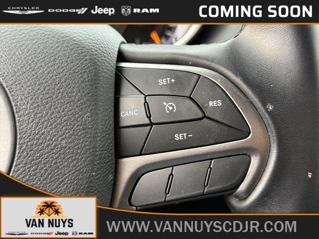 used 2021 Jeep Grand Cherokee car, priced at $25,000