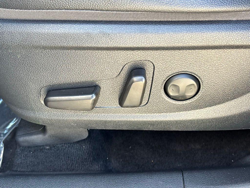 used 2020 Hyundai Santa Fe car, priced at $19,000