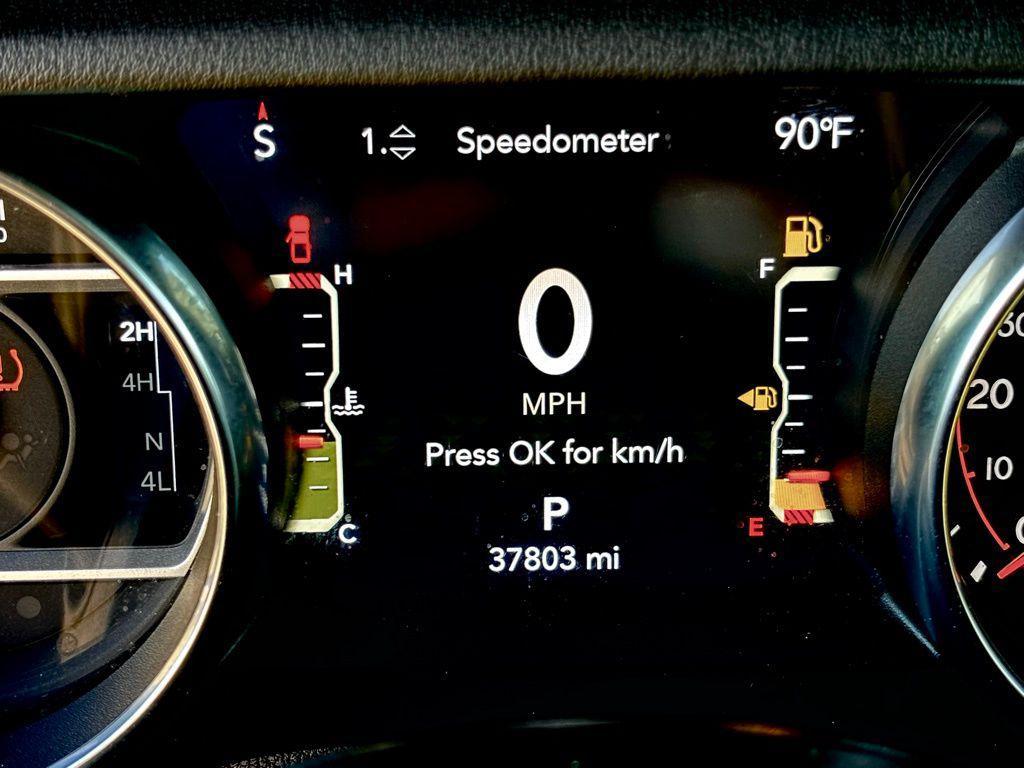 used 2021 Jeep Gladiator car, priced at $36,000