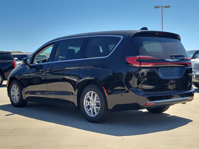 new 2024 Chrysler Pacifica car, priced at $38,513