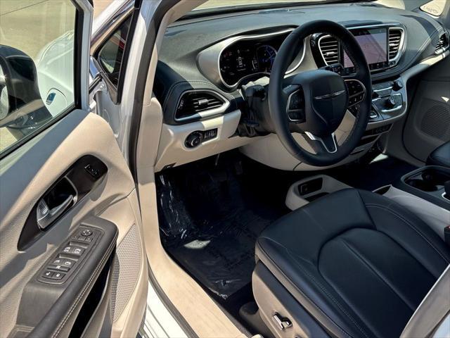 used 2024 Chrysler Pacifica Hybrid car, priced at $31,750