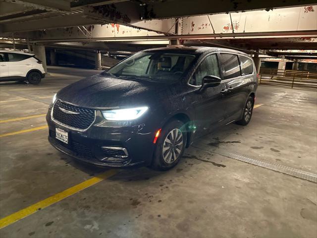 used 2023 Chrysler Pacifica Hybrid car, priced at $30,000