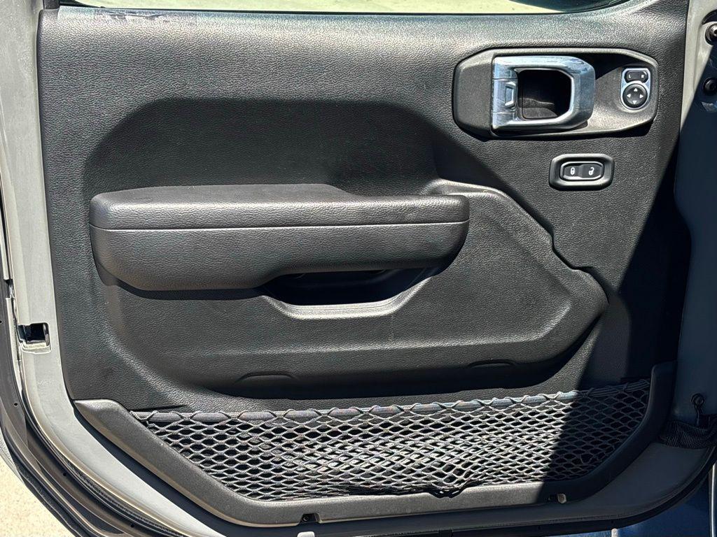 used 2022 Jeep Wrangler Unlimited car, priced at $31,000