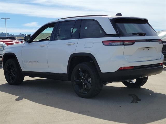 new 2025 Jeep Grand Cherokee car, priced at $44,619