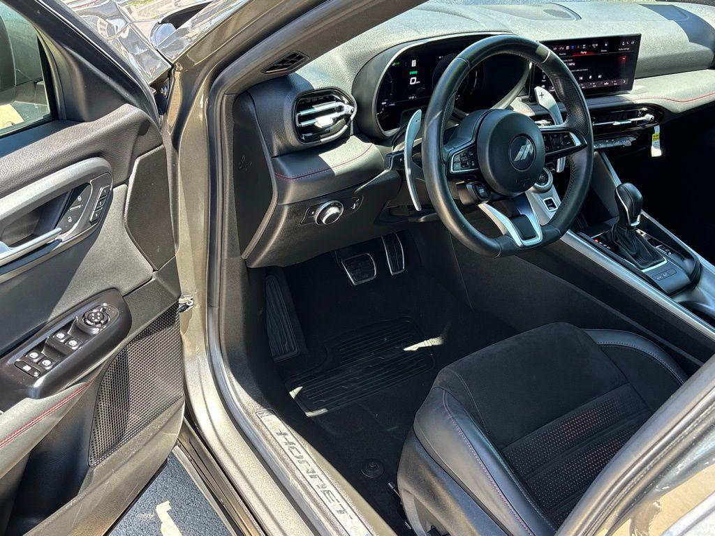 used 2024 Dodge Hornet car, priced at $28,000