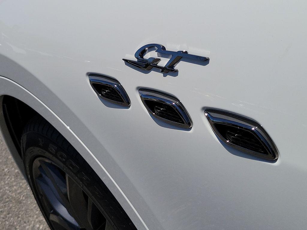 new 2024 Maserati Levante car, priced at $103,495