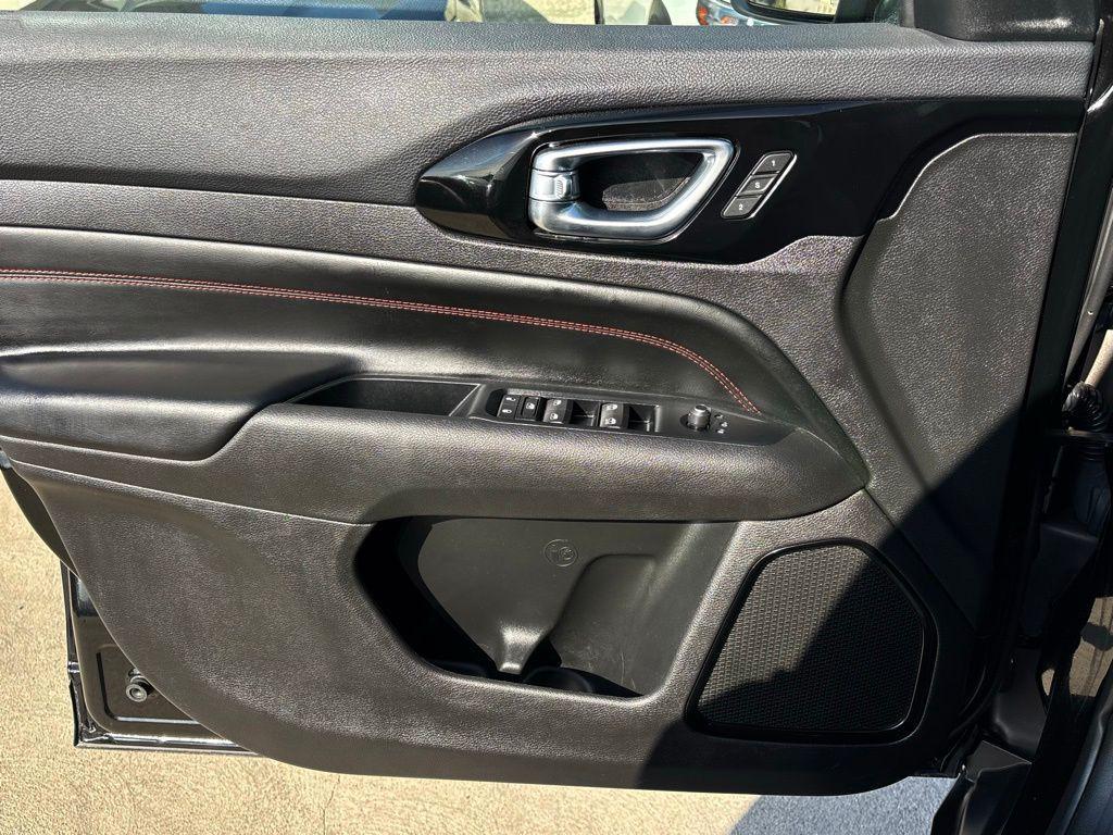 used 2022 Jeep Compass car, priced at $22,750