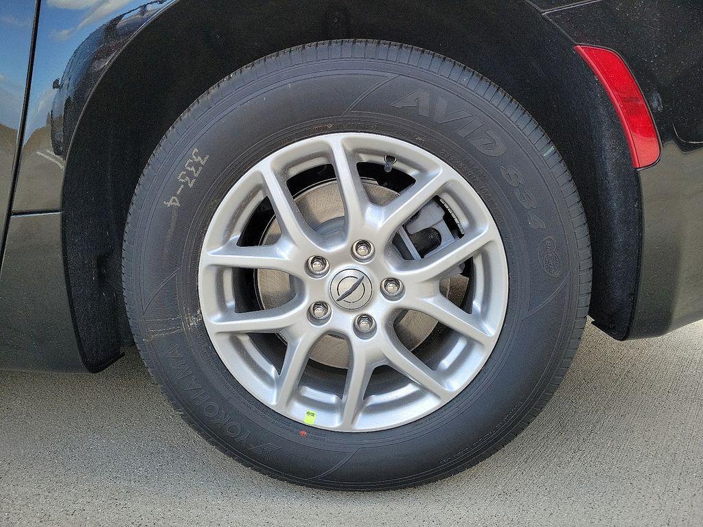 new 2025 Chrysler Voyager car, priced at $33,604
