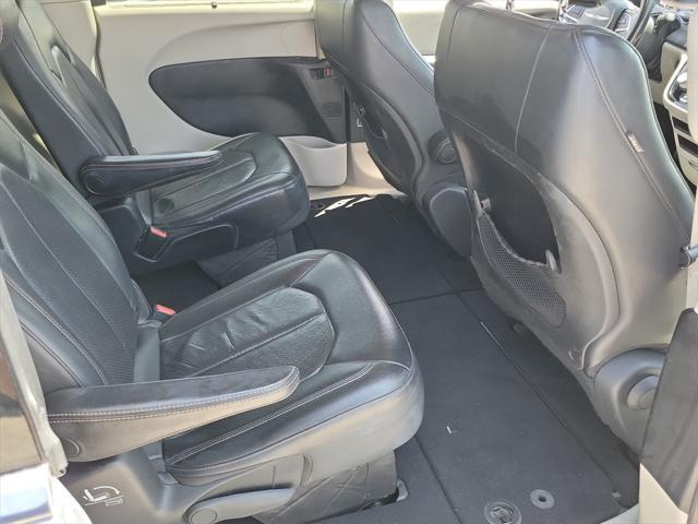 used 2020 Chrysler Pacifica car, priced at $23,000