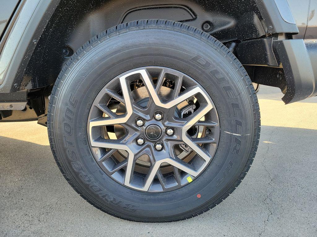 new 2025 Jeep Wrangler car, priced at $54,730