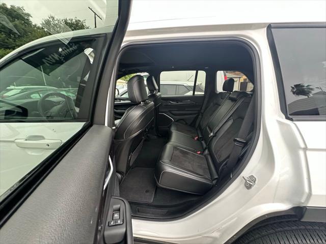 used 2022 Jeep Grand Cherokee car, priced at $34,000