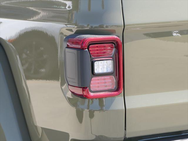 new 2025 Jeep Gladiator car, priced at $55,805