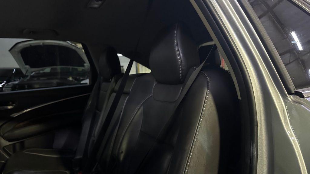 used 2019 Acura MDX car, priced at $26,000