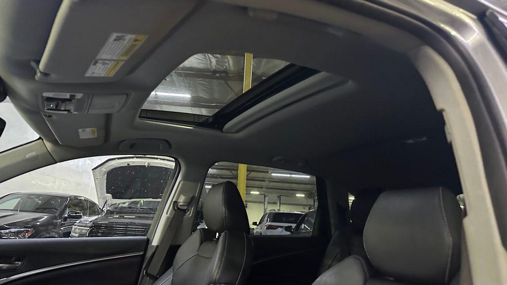 used 2019 Acura MDX car, priced at $26,000