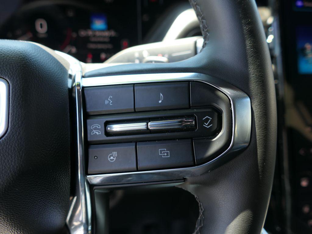 used 2025 GMC Yukon XL car, priced at $84,000