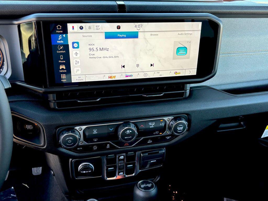 new 2026 Jeep Wrangler car, priced at $46,750