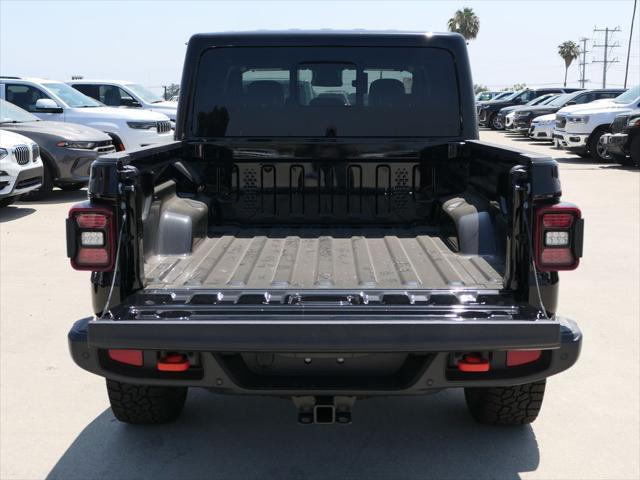 new 2025 Jeep Gladiator car, priced at $53,261