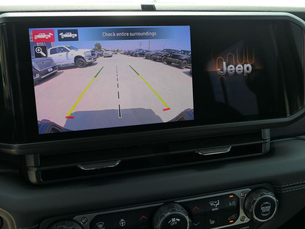 new 2025 Jeep Gladiator car, priced at $58,150