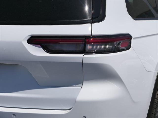 new 2025 Jeep Grand Cherokee L car, priced at $43,985