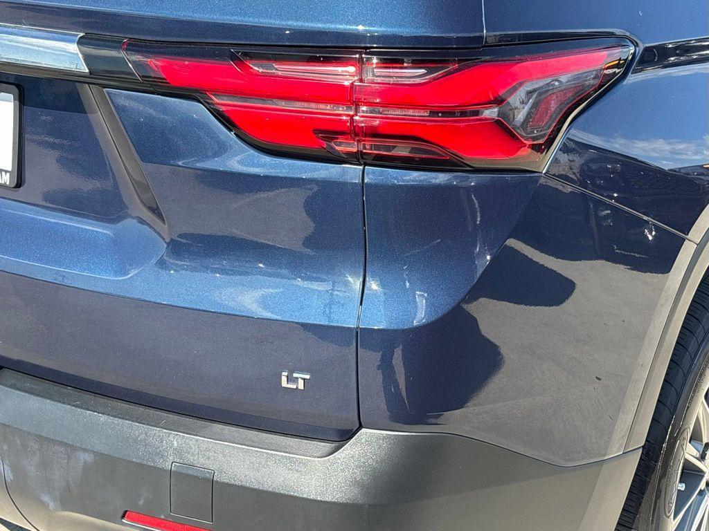 used 2023 Chevrolet Traverse car, priced at $29,500