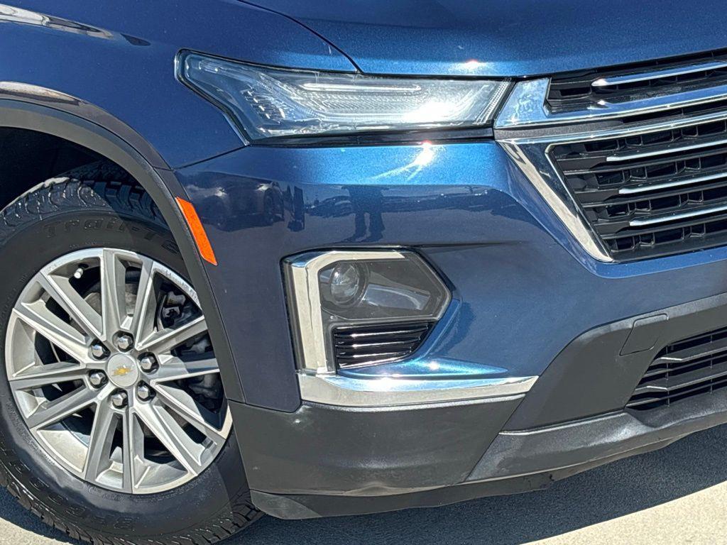 used 2023 Chevrolet Traverse car, priced at $29,500
