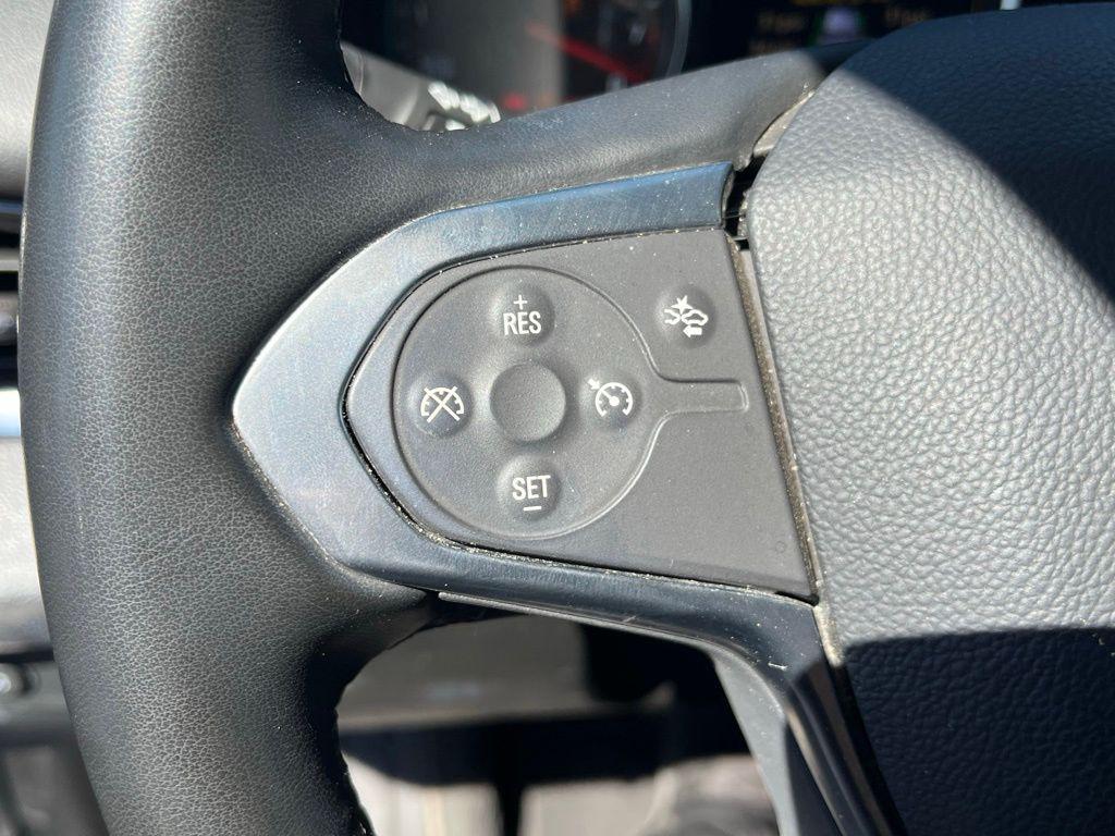 used 2023 Chevrolet Traverse car, priced at $29,500