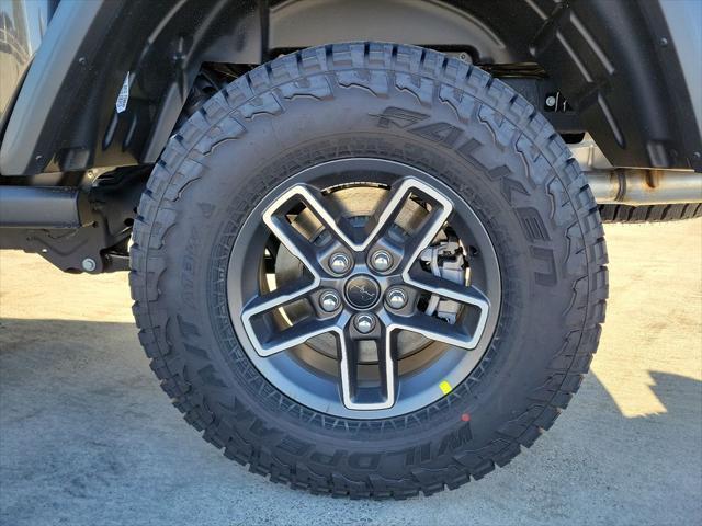 new 2025 Jeep Gladiator car, priced at $56,972