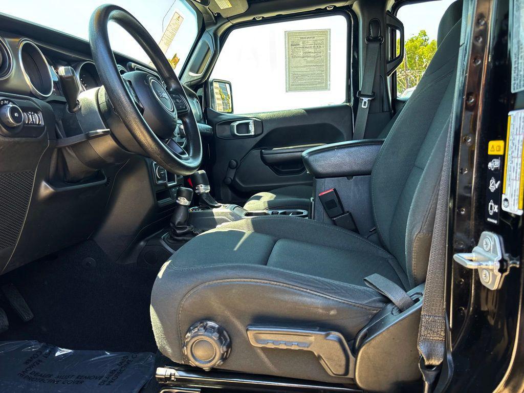 used 2021 Jeep Wrangler Unlimited car, priced at $29,000