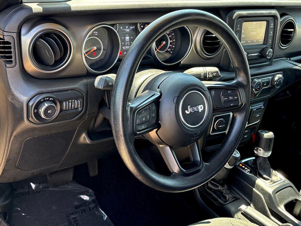 used 2021 Jeep Wrangler Unlimited car, priced at $29,000