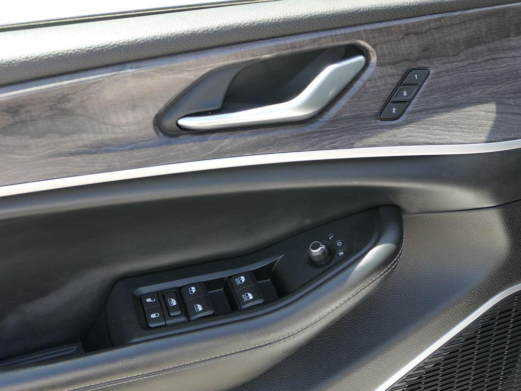 used 2022 Jeep Grand Cherokee L car, priced at $26,500