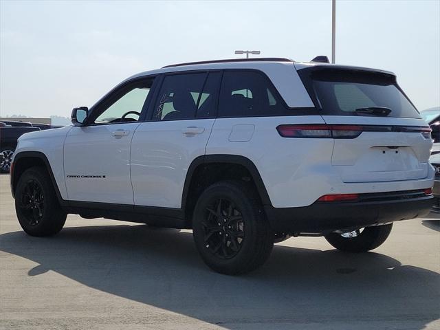 new 2025 Jeep Grand Cherokee car, priced at $41,066