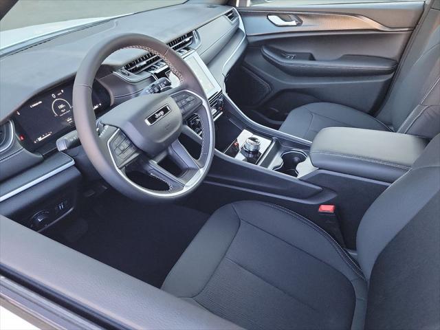 new 2025 Jeep Grand Cherokee L car, priced at $37,564