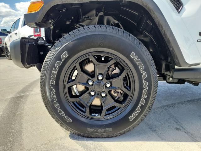 used 2021 Jeep Gladiator car, priced at $32,000