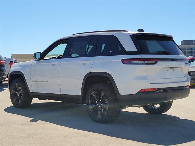 new 2025 Jeep Grand Cherokee car, priced at $44,977