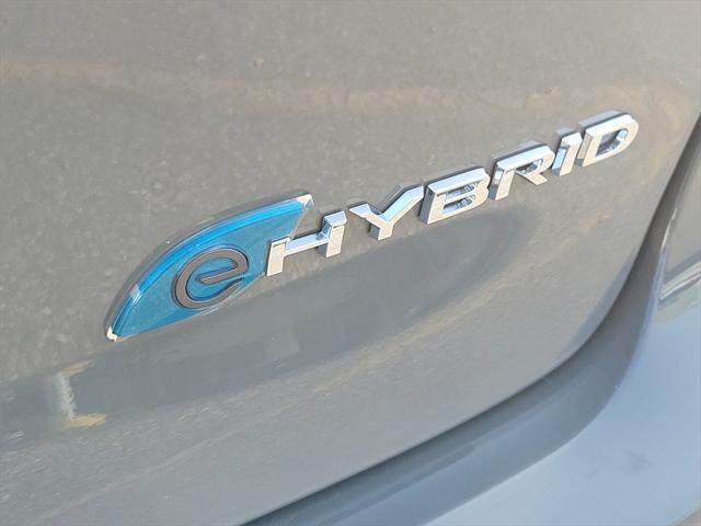 used 2023 Chrysler Pacifica Hybrid car, priced at $38,500