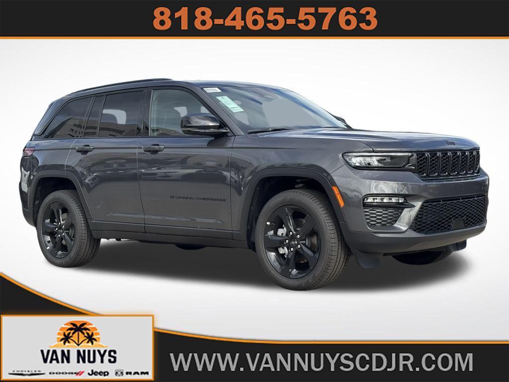 new 2025 Jeep Grand Cherokee car, priced at $42,112