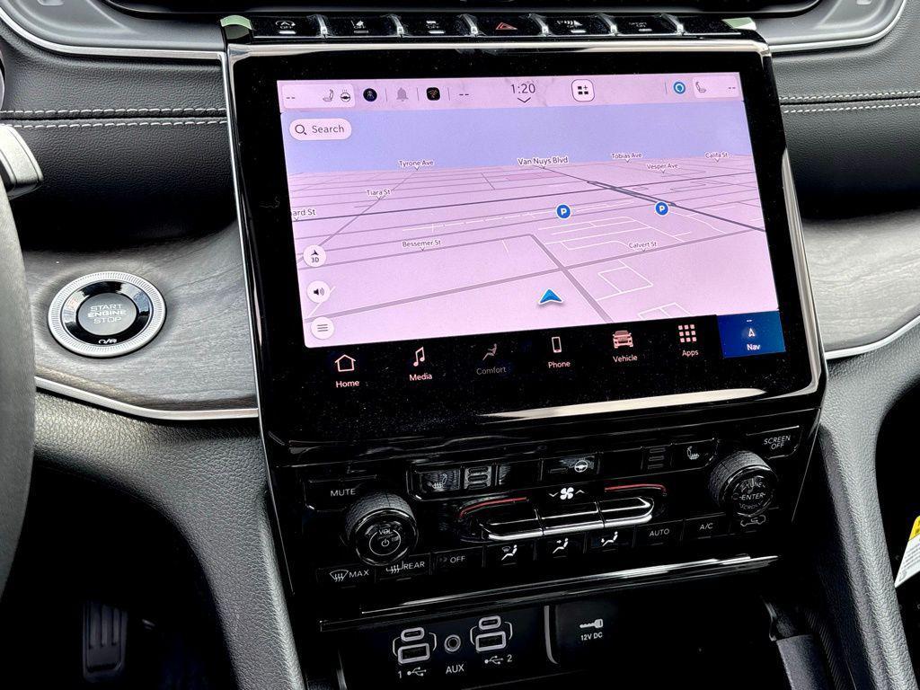 new 2025 Jeep Grand Cherokee car, priced at $42,112