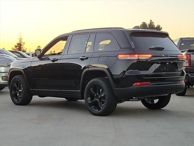 new 2025 Jeep Grand Cherokee car, priced at $47,024