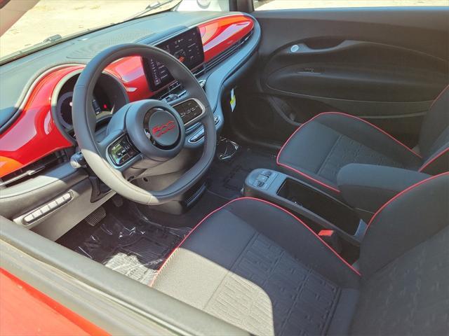 new 2024 FIAT 500e car, priced at $33,072