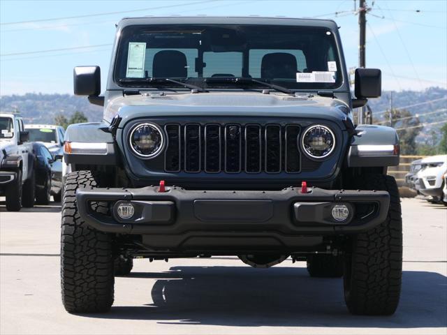 new 2025 Jeep Gladiator car, priced at $55,805