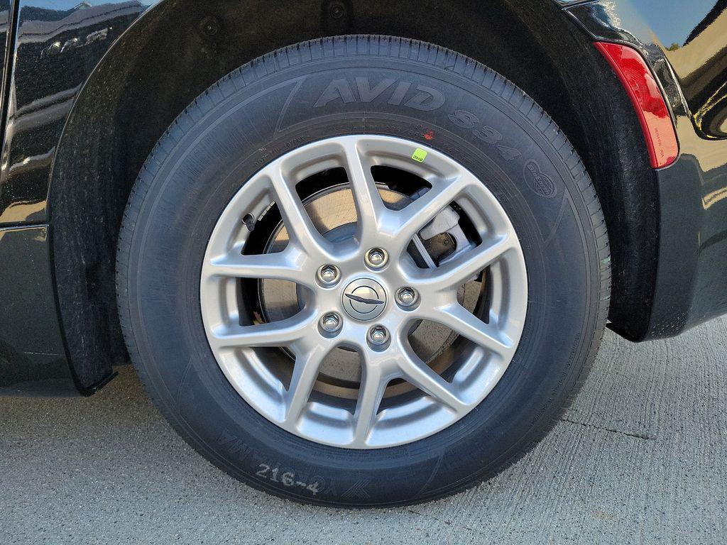 new 2025 Chrysler Voyager car, priced at $33,604