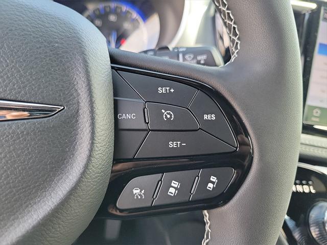 new 2025 Chrysler Pacifica car, priced at $47,760