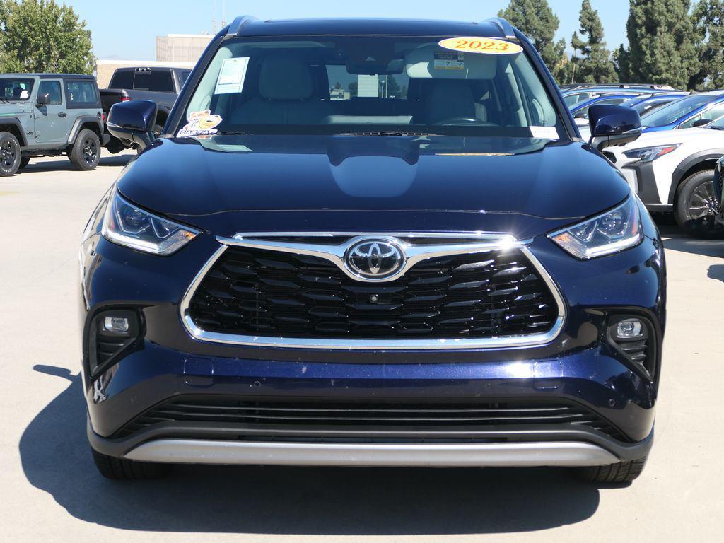 used 2023 Toyota Highlander car, priced at $37,000