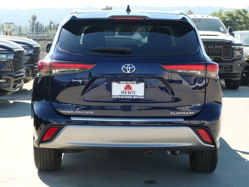 used 2023 Toyota Highlander car, priced at $37,000