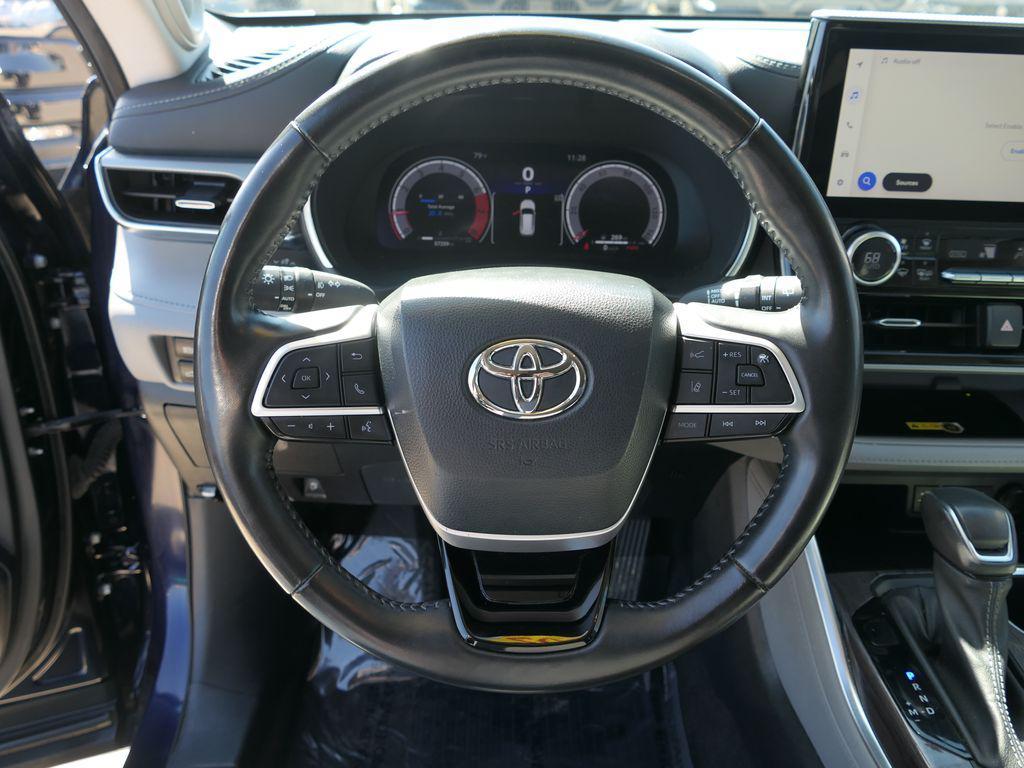 used 2023 Toyota Highlander car, priced at $37,000