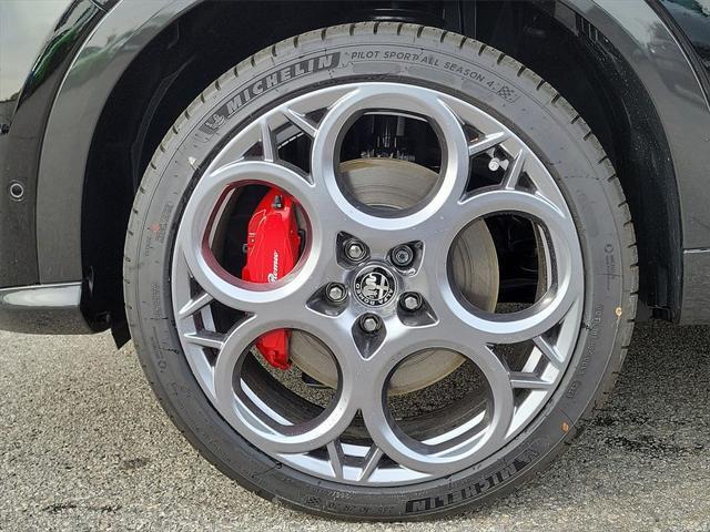 new 2024 Alfa Romeo Tonale car, priced at $49,659