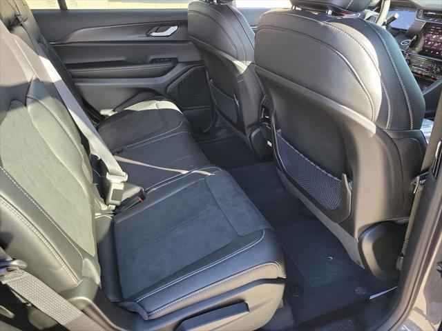 new 2025 Jeep Grand Cherokee L car, priced at $43,973